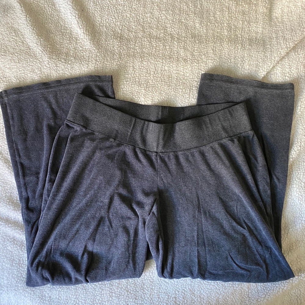Gray motherhood maternity sweatpants